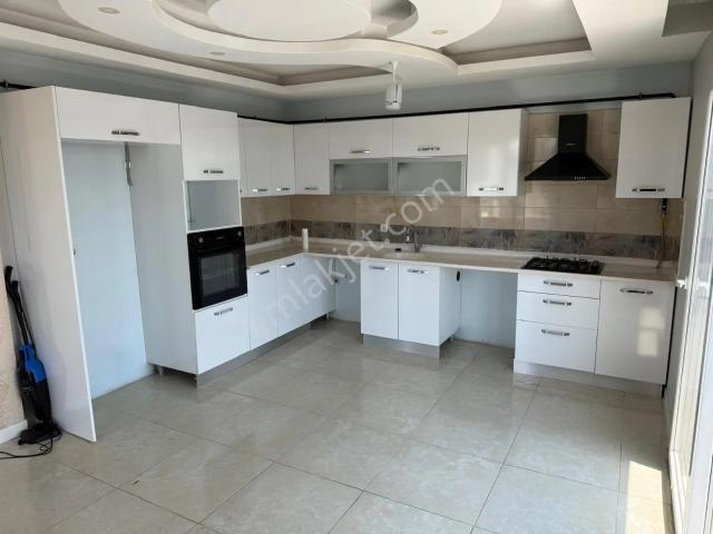 Gürselpaşa Hayat Büfe Civarı Doğalgazlı 3 Cepheli Çift Banyolu Uygun Fiyatlı Kiralık Daire