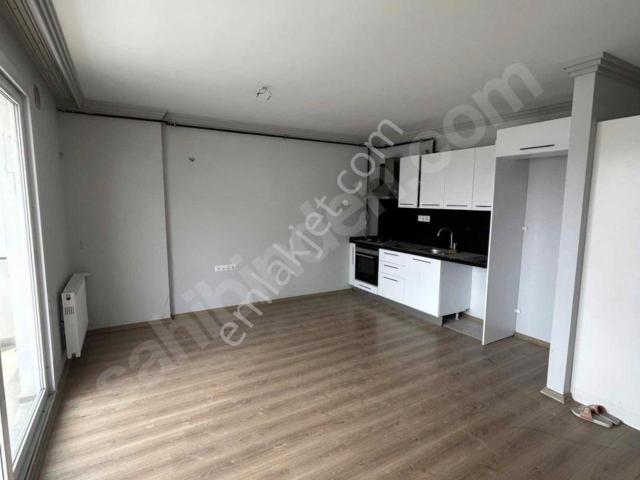 Gürselpaşa 1+1 Site İçi Kiralık