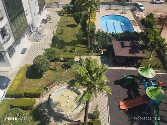 Gürselpaşada Yüzme Havuzlu Sitede 3+1 Giyinme Odalı Ebeveyn Banyolu Lüks Daire