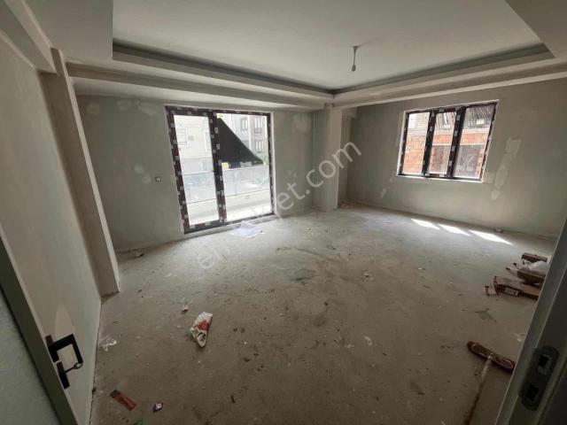 Gürsu İstiklalde Site İçinde, Alttan Isıtmalı Sıfır 3+1 Daire