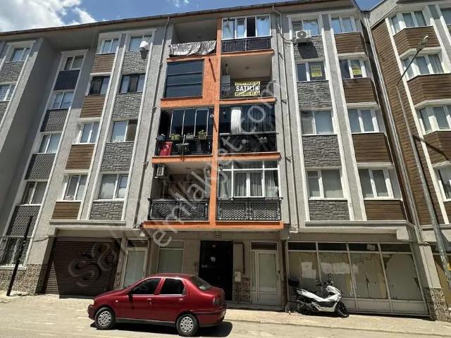 Gürsu Kapalı Pazar Yanı Satılık 3+1 Ara Kat Daire Asansörlü