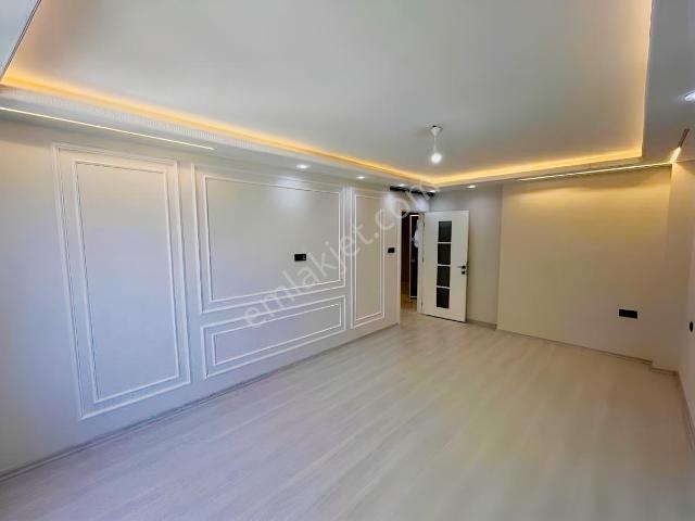 Gürsu Kurtuluş Ana Cadde Üzeri 4+1 Dubleks Sıfır Teraslı