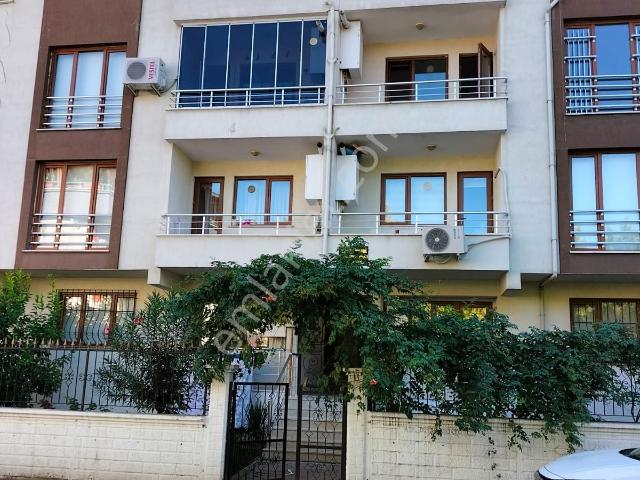 Gürsuda Geniş Güzel Lokasyonda Satılık Daire