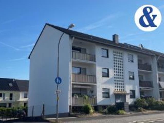 Gut angebundene 3 Zimmer Wohnung mit Balkon & großer Garage in Sankt Augustin