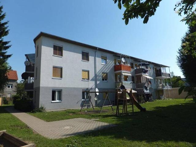 Gut aufgeteilte 3 Zimmer Wohnung im Erdgeschoss mit Terrasse geförderte Miete 3 Zimmer