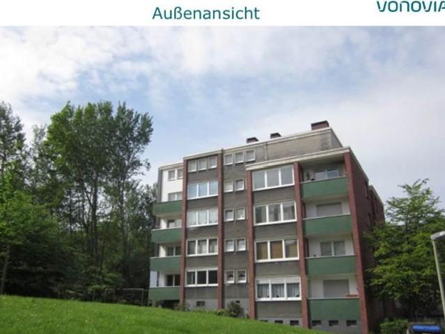 Gut aufgeteilte 2 Zimmer Wohnung mit Balkon in grüner Lage!