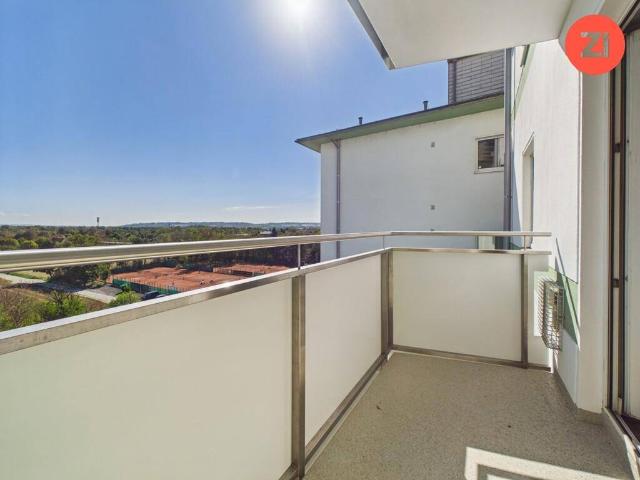 Gut aufgeteilte 2 Zimmer Wohnung mit Weitblick