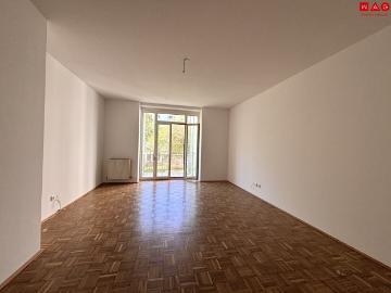 gut aufgeteilte 2 raum wohnung in linz/ebelsberg mit balkon und parkplatz! bezug ab sofort!