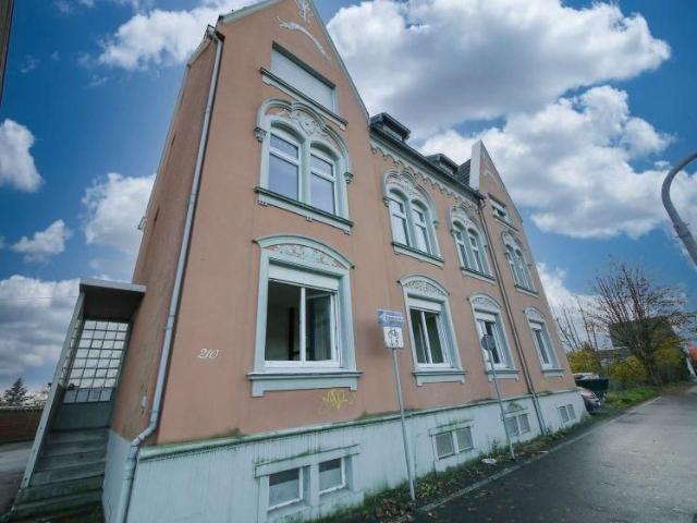 gut aufgeteilte 4,5 Zimmerwohnung