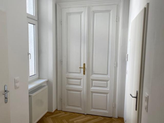 Gut Ausgestattete Altbauwohnung mit Guter Anbindung in Bester Lage