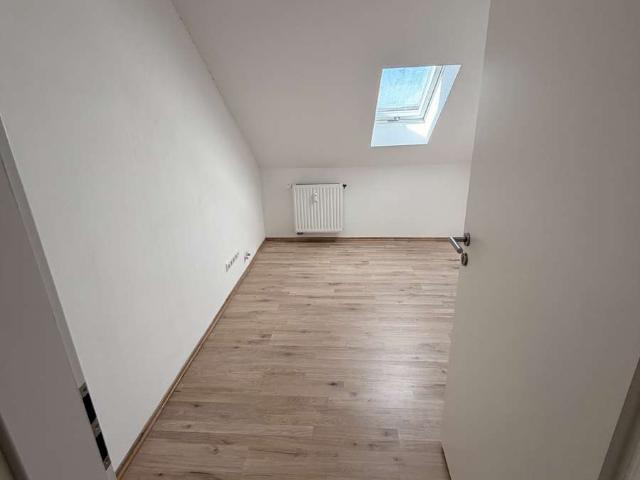 Gut gelegene 2,5 Zimmer Dachgeschosswohnung in Schwandorf
