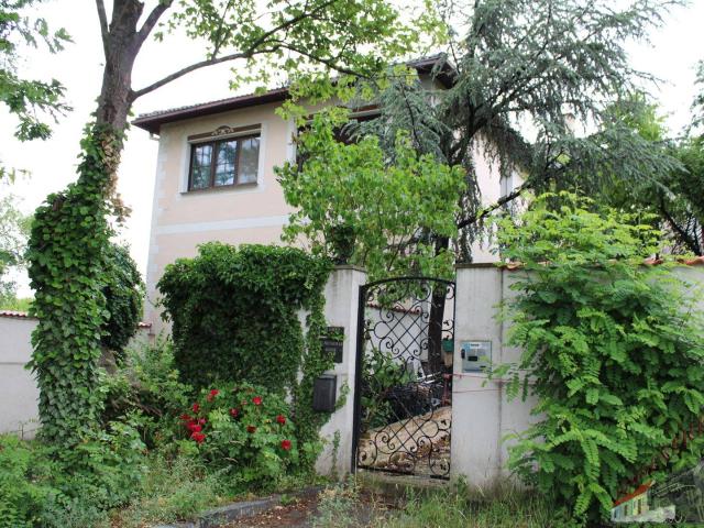 Gut gelegenes Ein /Mehrfamilienhaus zur perfekten Gestaltung Ihrer Wohnträume