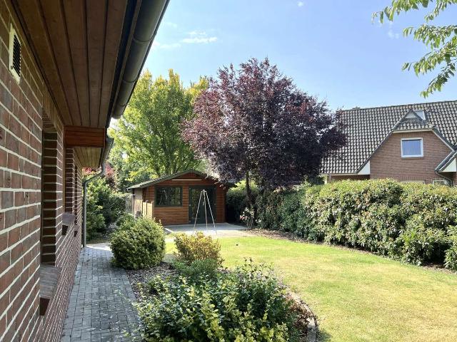 Gut geplantes EFH mit schönem Garten in familienfreundlicher Umgebung!