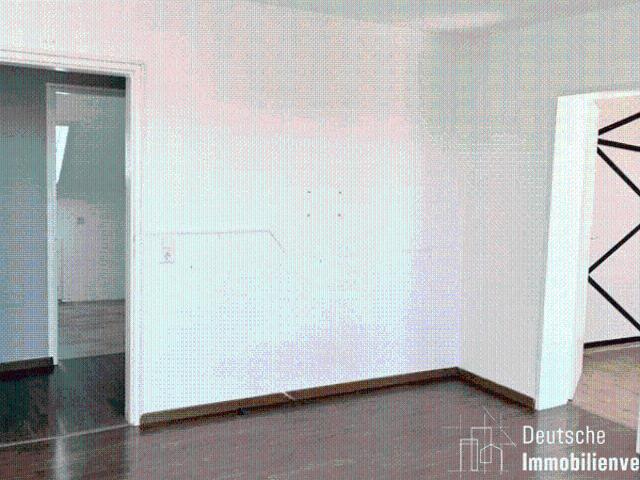 Gut geschnittene Dachgeschosswohnung mit 3,5 Zimmern – ideal für Paare & Familien!