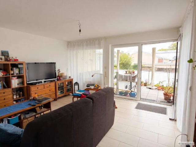 Gut geschnittene Wohnung im Zentrum mit Fahrstuhl, Balkon und Tiefgaragenstellplatz