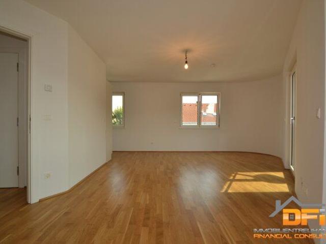 Gut geschnittene 2 Zimmer Wohnung in guter Lage nahe Atzgersdorfer Platz