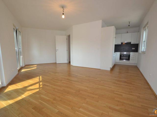 Gut geschnittene 2 Zimmer Wohnung in guter Lage nahe Atzgersdorfer Platz