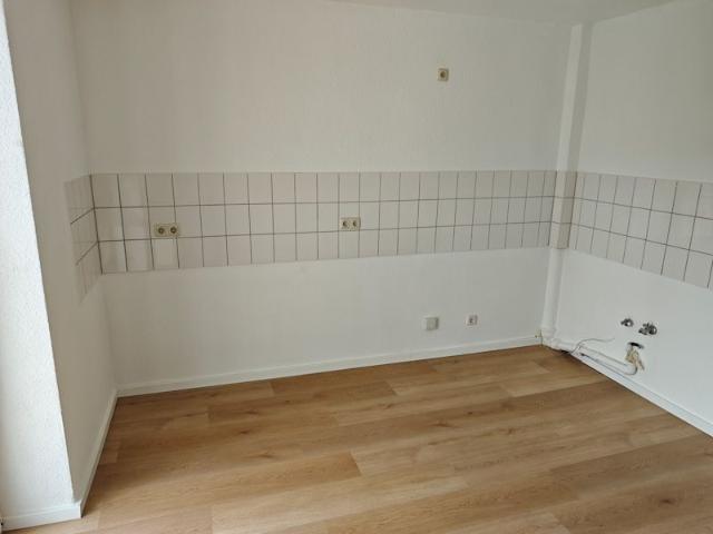 Gut geschnittene 2 Zimmer Wohnung mit Balkon in Mainz City, Nähe Kaufhof