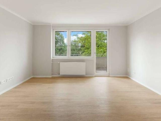Gut geschnittene 2 Zimmer Wohnung mit Einbauküche in Spandau sucht Nachmieter zum 01.11.2026!