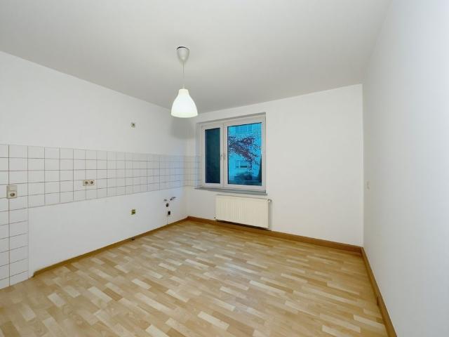 Gut geschnittene 2 Zimmer Wohnung mit großer Wohnküche und viel Tageslicht