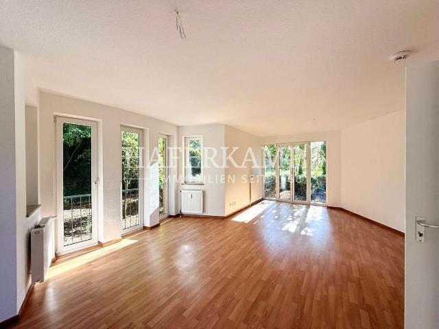 Gut geschnittene 2 Zimmer Wohnung mit Terrasse im Willy Räde Weg