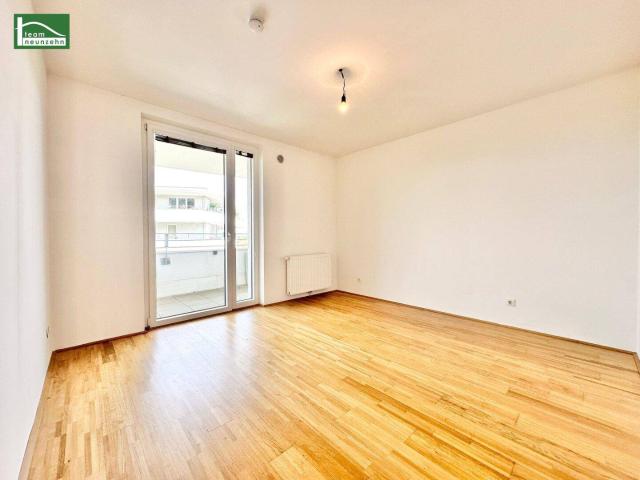 Gut geschnittene 2 Zimmer Wohnung mit weitläufigen Balkon Ihr neues Zuhause in der Green City!