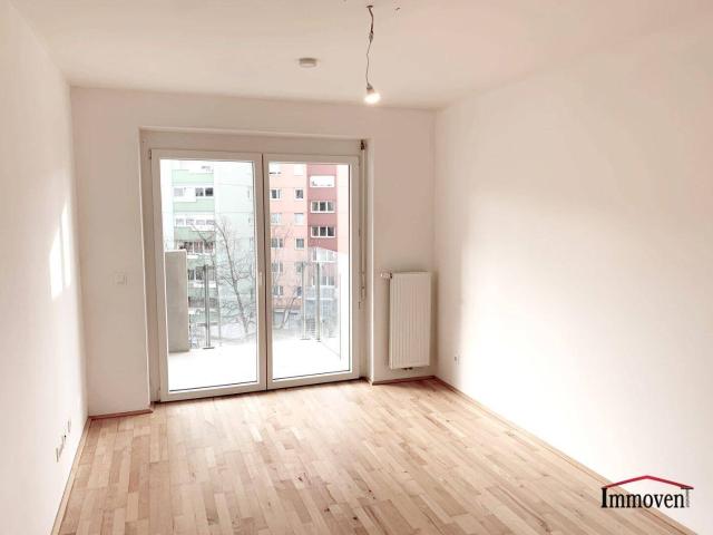 Gut geschnittene 2 Zimmerwohnung mit großem Balkon