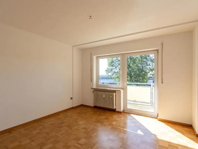 Gut geschnittene 3 Zimmer Wohnung in Bahnhofsnähe in Ingolstadt Süd