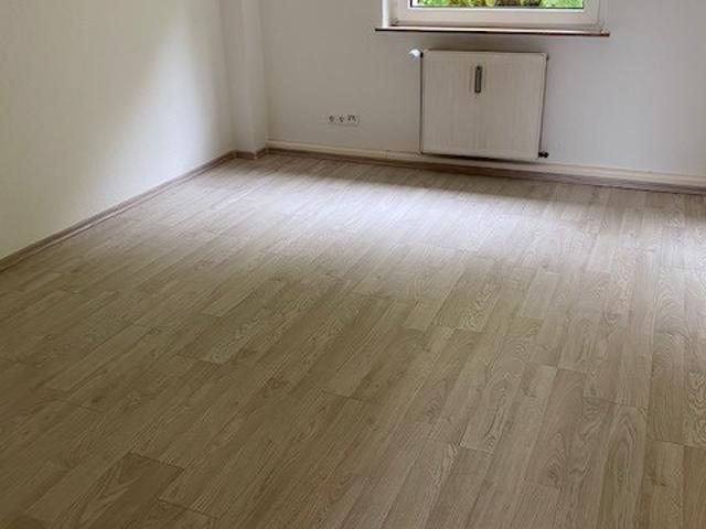 Gut geschnittene 3 Zimmer Wohnung in Geisweid!