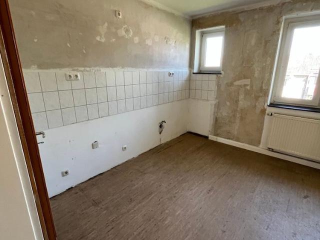 Gut geschnittene 3 Zimmer Wohnung in Homberg mit Badewanne