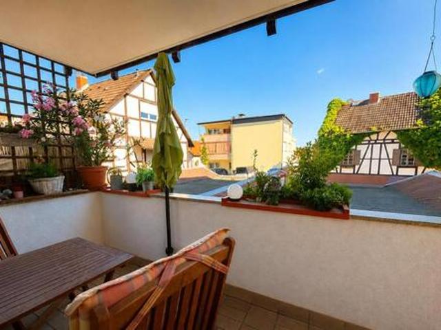 gut geschnittene 3 Zimmer Wohnung in schöner Lage von Bad Soden Neuenhain