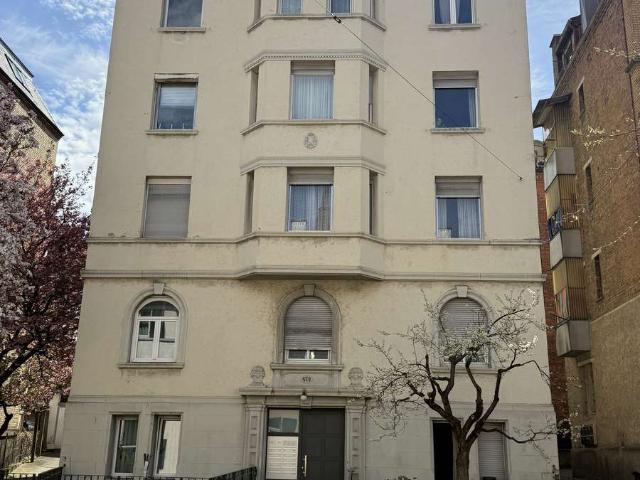 Gut geschnittene 3 Zimmer Wohnung in urbaner Lage von Stuttgart Süd