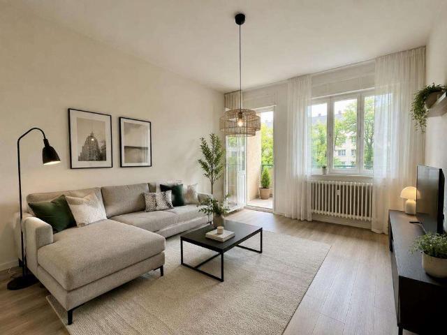 gut geschnittene 3 Zimmer Wohnung mit Balkon in Berlin Steglitz