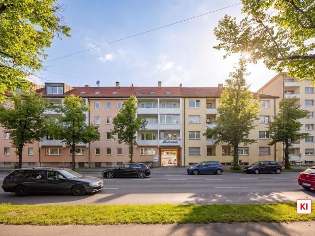 Gut geschnittene 3 Zimmer Wohnung mit großzügigem Balkon in München Giesing