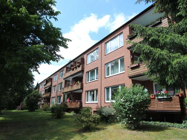 Gut geschnittene 3 Zimmerwohnung mit großzügigem Westbalkon von privat