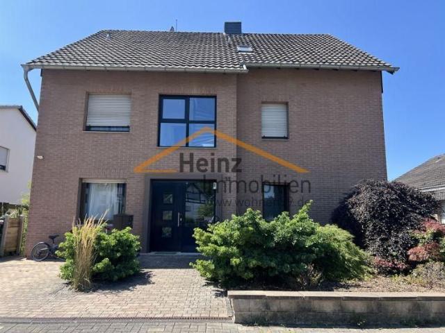 Gut geschnittene 3 Zimmerwohnung mit Wintergarten in ruhiger Waldlage von Rösrath Forsbach