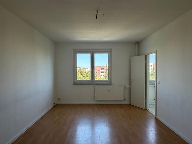 Gut geschnittenes Pärchenapartment mit Wannenbad leider ohne Balkon!