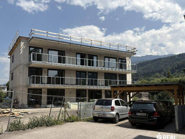 Gut durchdachte Planung neue 3 Zimmer Wohnung mit Terrasse