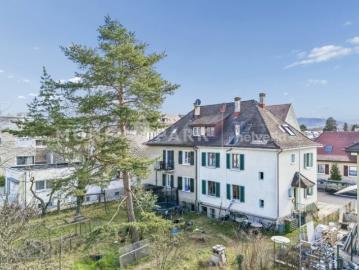 Gut erhaltene Doppelhaushälfte mit Garten