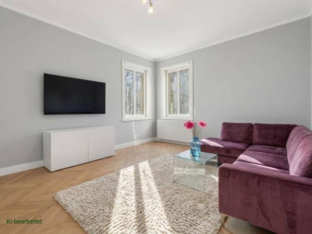 Gute Raumaufteilung, sanierungsbedürftige Wohnung mit Balkon in Bestlage!