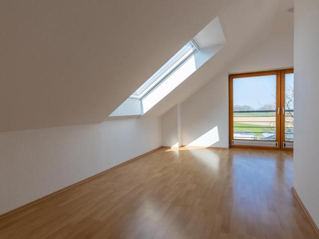 Gutes und langfristiges Invest: 5 Zimmer Dachgeschosswohnung in A