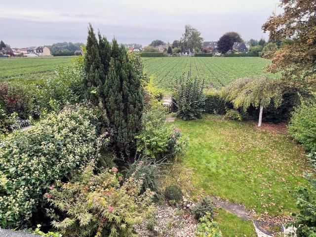 Guter Zustand, guter Grundriss, Südterrasse, freier Blick