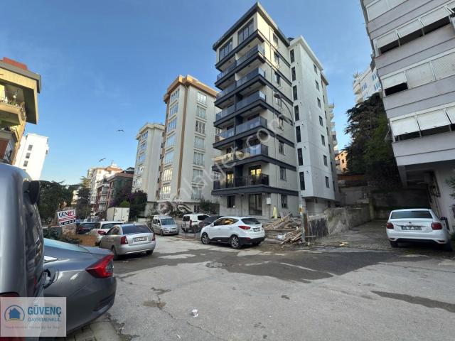 Güvenç'den Petrol İş'de 2+1 Sıfır Teras Kullanımlı Daire.