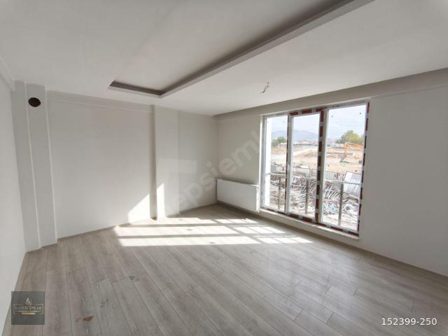 GÜVEN EMLAK'TAN YAKINCA BOSTANBAŞI ARASI SIFIR 2+1 DAİRE