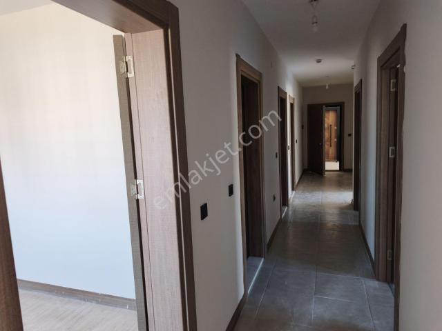 Güven Emlak'tan Başharık Tokilerde Arakat Kiralık Daire