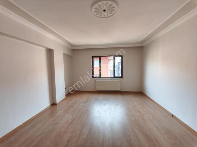 Güven Emlak'tan Gözde Hastanesi Arkası Kiralık Daire
