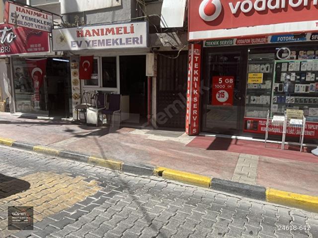 Güven Emlaktan Menemen merkezde cadde üzerinde satılık 70 m2 dükkan