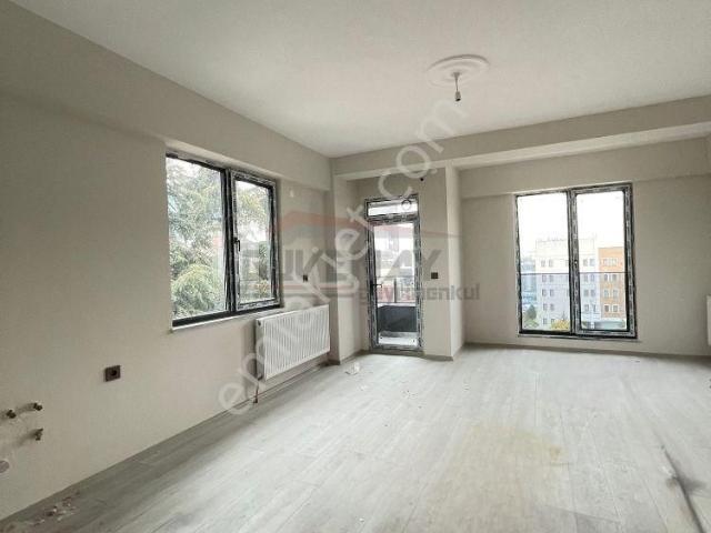 Güvenay Çorum Ahl Park Avm Karşısı 1+1 Amerikan Mutfak Satılık Daire