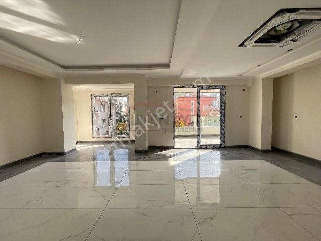 Güvenay Çorum Bahçelievler Bahçelievler İlk Okulu Civarı Satılık 4+1 Daire