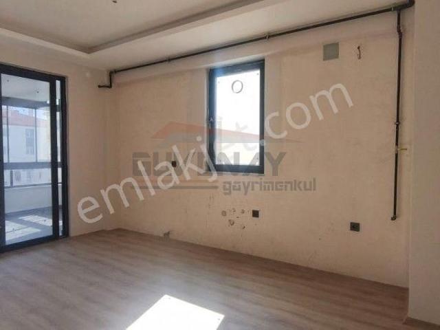 Güvenay Çorum Bahçelievler İsmail Kakaç Okulu Civarı Satılık 3+1 Lüks Daire